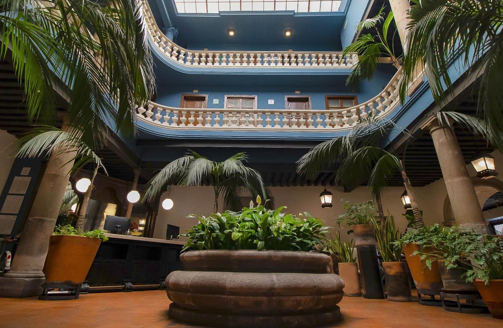 Hotel Casino Morelia Buitenkant foto